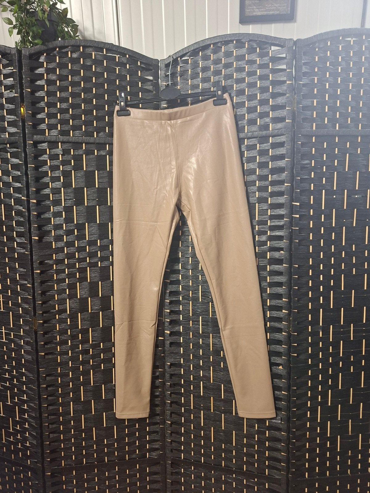 Nieuwe Norfy imitatie leren legging - Maat 38, Legging, Beige, Nieuw, Maat 40/42 (M)