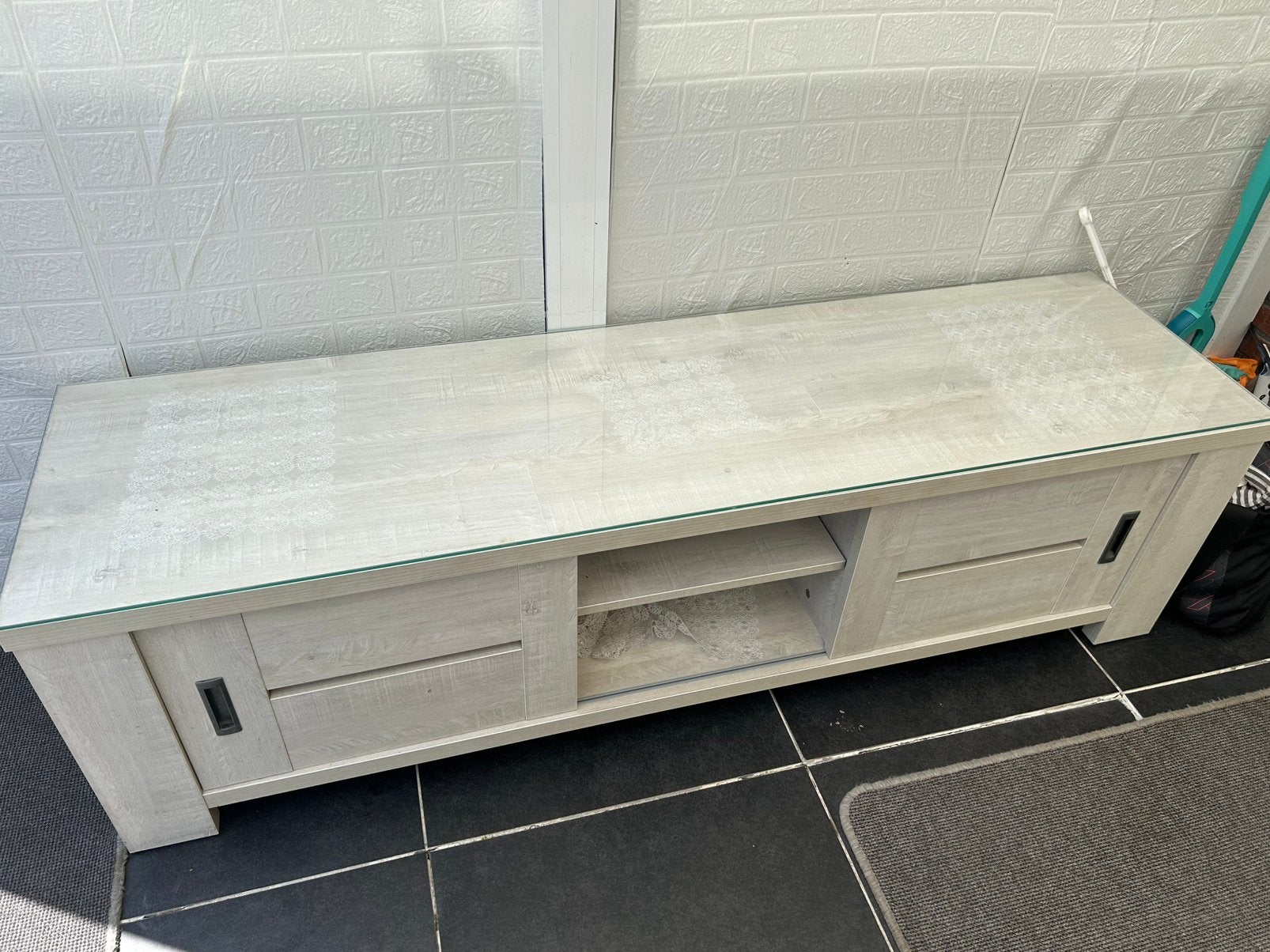 Driedelige set: eettafel, tv-meubel en salontafel., Huis en Inrichting, Kasten | Televisiemeubels, Ophalen, Gebruikt, 50 tot 100 cm