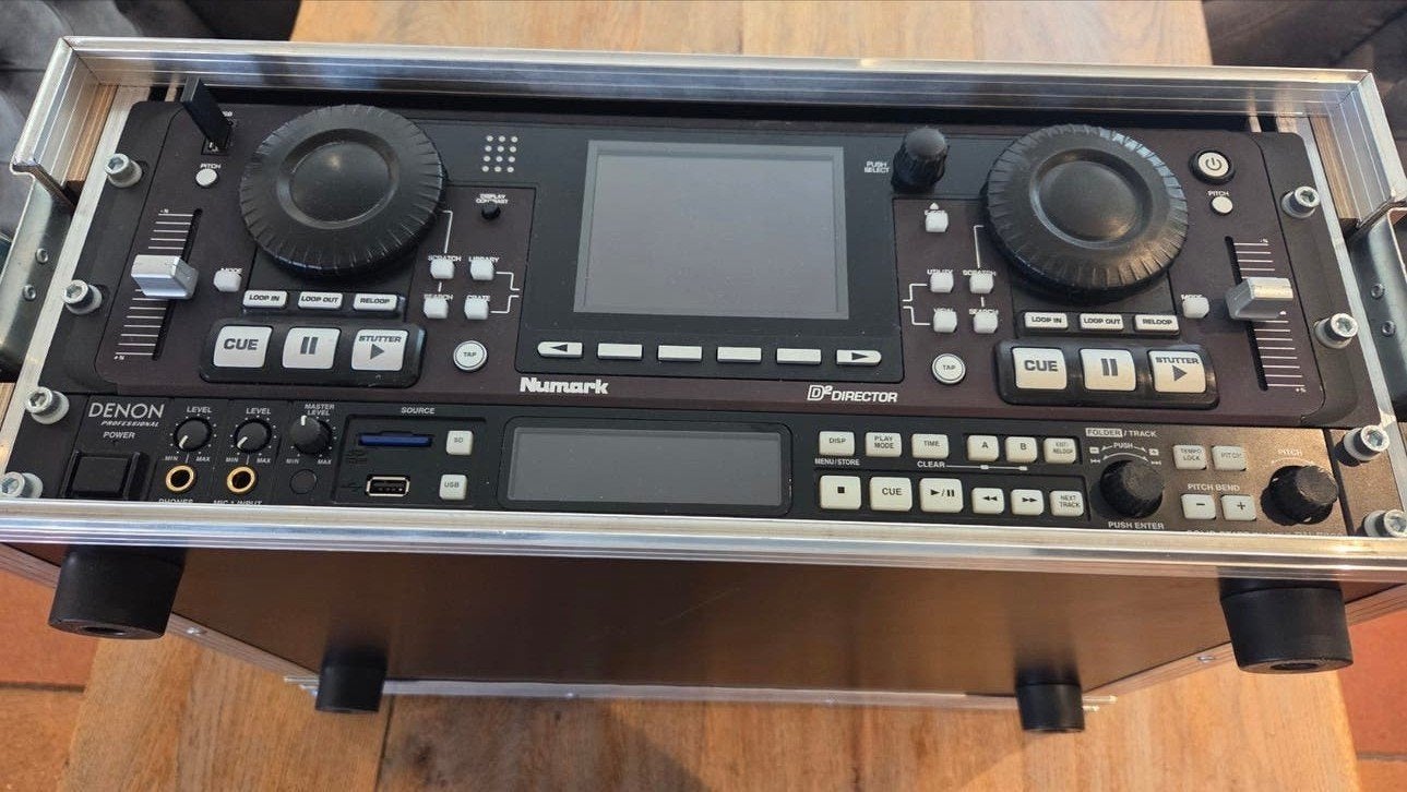 Numark D2 usb mp3 eav aac speler., Muziek en Instrumenten, Mengpanelen, Ophalen of Verzenden, Gebruikt, Minder dan 5 kanalen