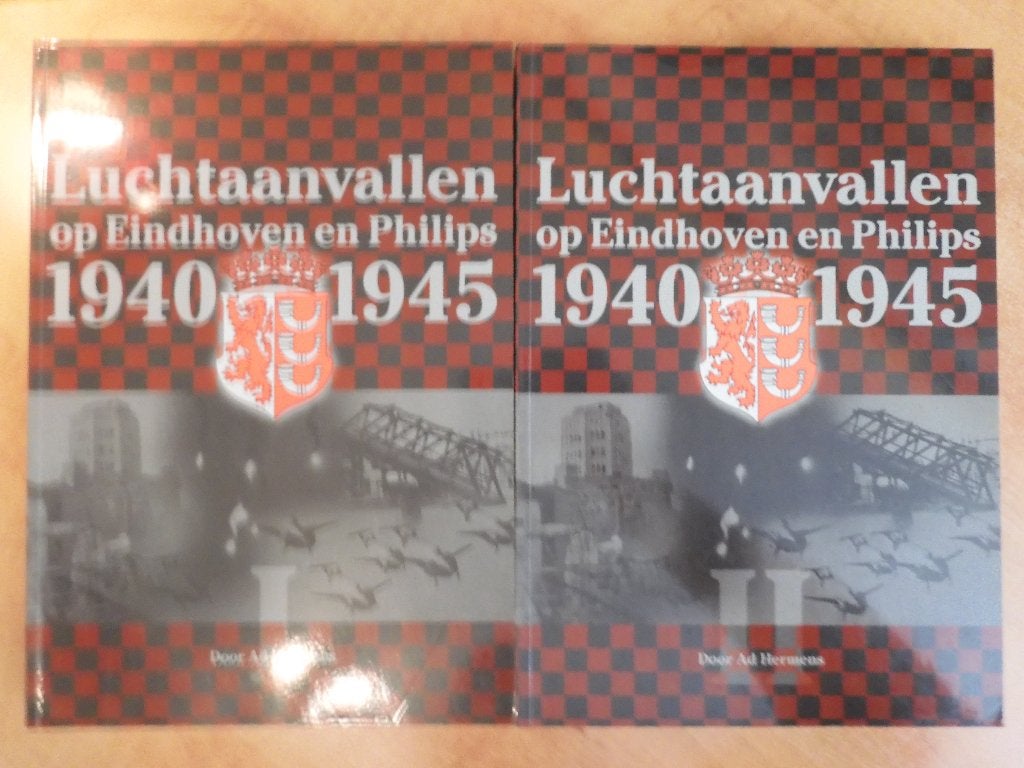 Luchtaanvallen Eindhoven Philips 40-45 Ad Hermens 2 delen, Tweede Wereldoorlog, Ad Hermens, Ophalen of Verzenden, Zo goed als nieuw