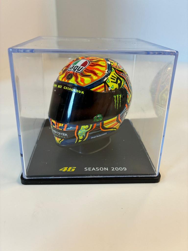 79760: Helm - MotoGP - Valentino Rossi - Season 2009 - 1:5, Overige typen, Zo goed als nieuw, Bachsatztstr. 54 D 72131 Ofterdingen, Germany
