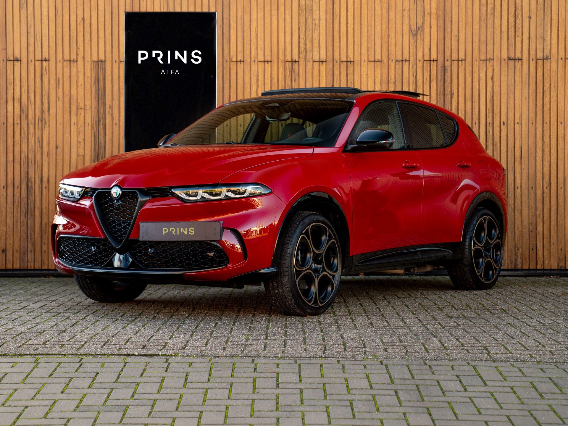 Alfa Romeo Tonale 1.3T PHEV Intensa 280pk | Harman/Kardon |, Auto's, Automaat, Dealer onderhouden, 77 km/l, Gebruikt