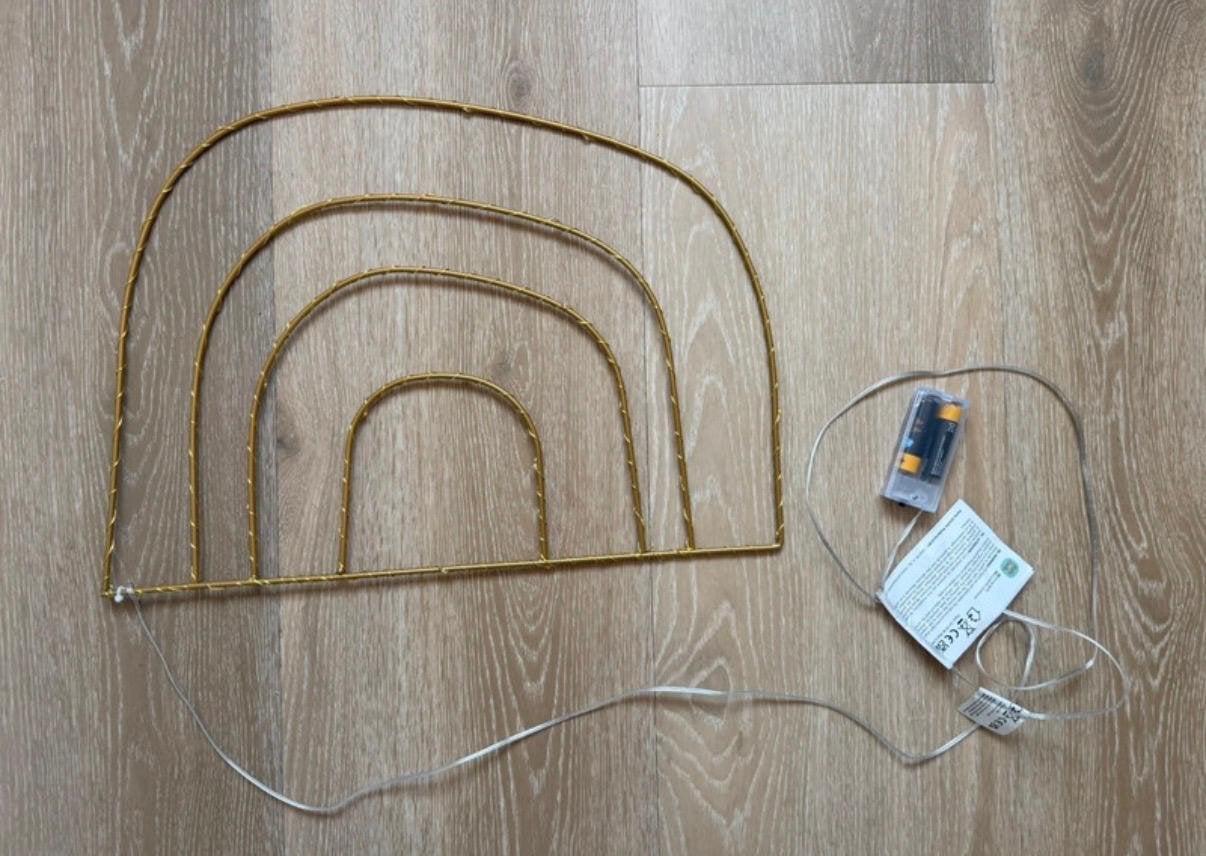 Petit Amelie Wandlamp Regenboog Goud LED op Batterijen, LED, Overige fittingen, Ophalen of Verzenden, Zo goed als nieuw
