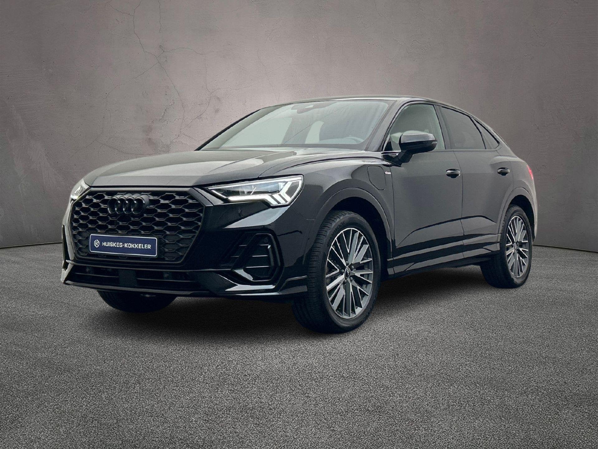 Audi Q3 Sportback 45 TFSI e S Edition | Adaptieve Cruise Con, Auto's, Gebruikt, Zwart, Hybride Elektrisch/Benzine, Automatische klimaatregeling