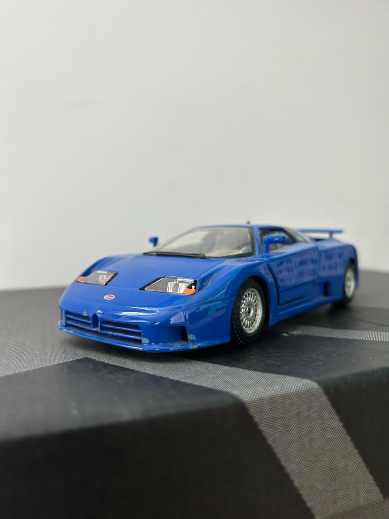 Bugatti EB110 modelauto - Blauw - Gedetailleerd, Overige merken, Gebruikt, Auto, Groter dan 1:32
