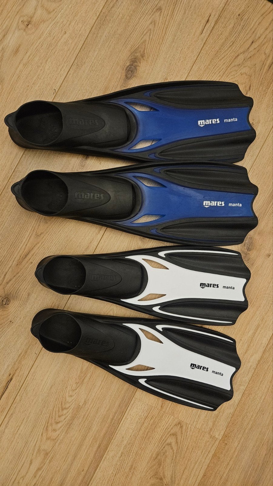 Mares Manta Zwemvliezen - Blauw & Wit (Maat 38-39 & 44-45), Watersport en Boten, Ophalen of Verzenden, Zwem- of Duikvliezen