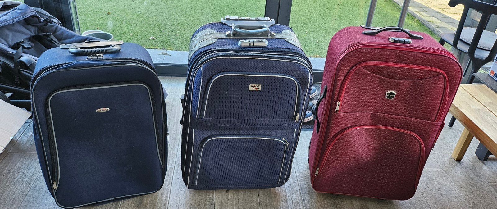 Set van 3 koffers met wieltjes, Ophalen, Gebruikt, Overige materialen, Uitschuifbare handgreep