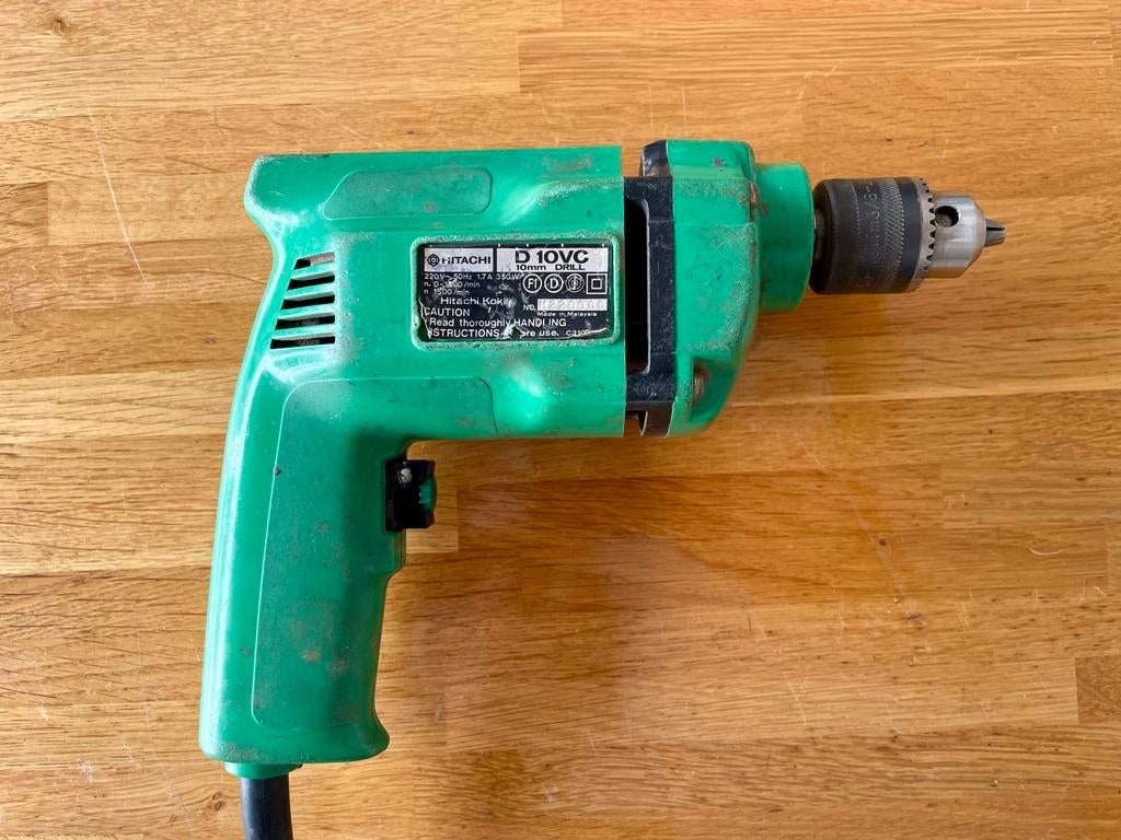 Hitachi D10VC Boormachine - 350W, Gebruikt, Doe-het-zelf en Verbouw, Gereedschap | Boormachines, Boormachine, Gebruikt, Variabele snelheid