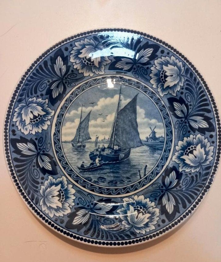 Société ceramique Maestricht wandbord Hollandia., Antiek en Kunst, Ophalen of Verzenden