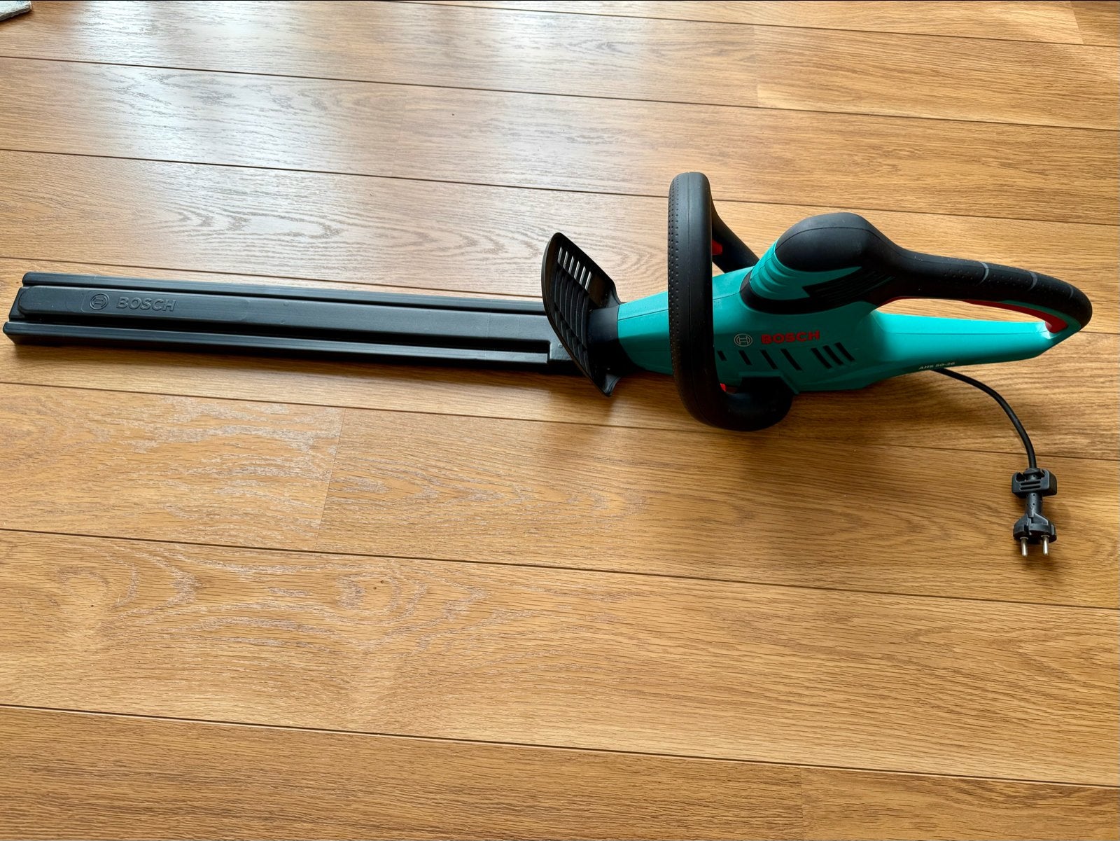 Bosch Heggenschaar AHS 50-26 + onderhouds spray, Ophalen, Gebruikt, Elektrisch