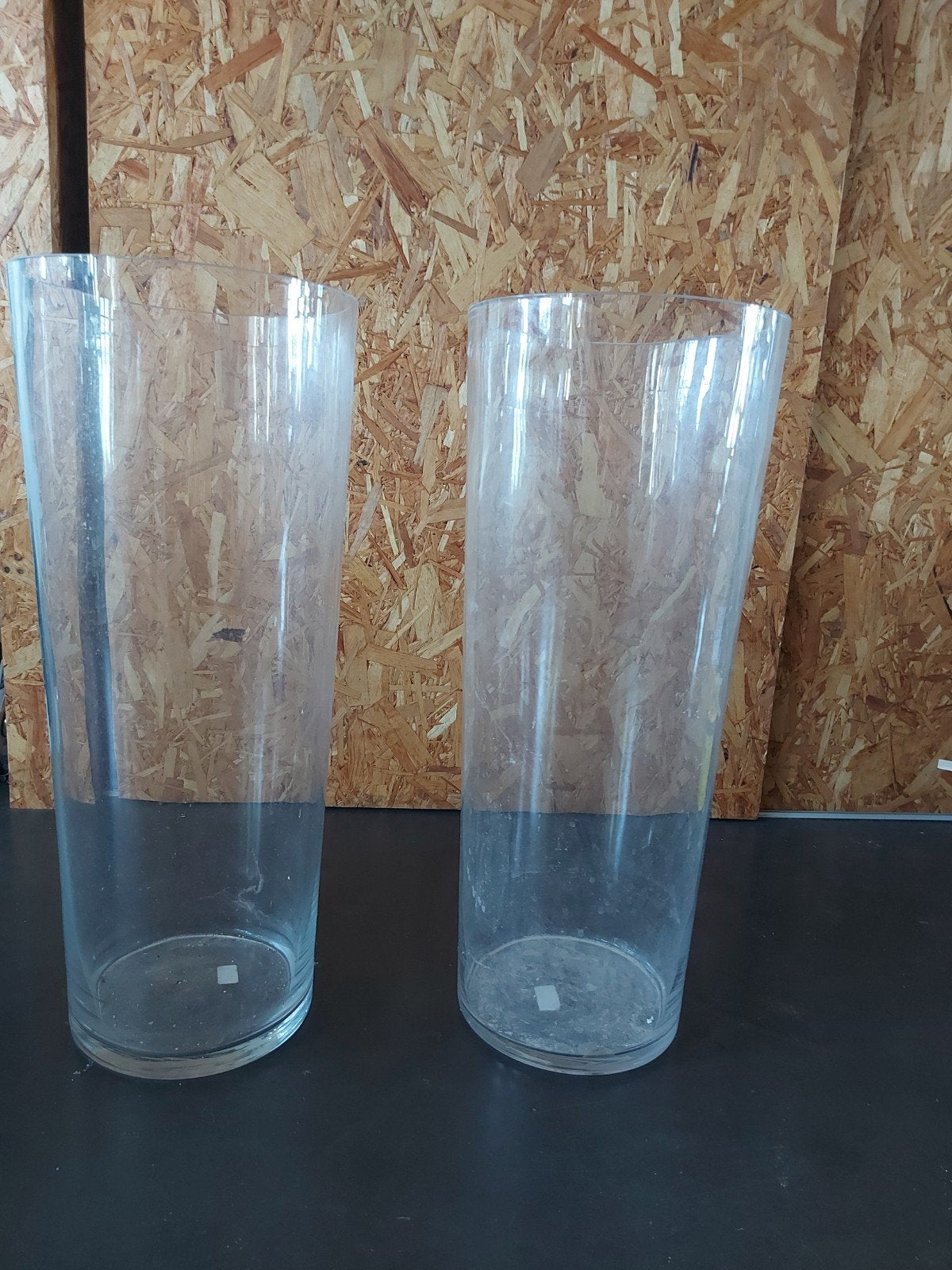 Set van 2 grote glazen vazen/cilinders. +/- 70cm hoog, Ophalen