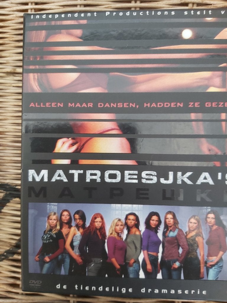 matroesjka s 1, Seizoen 1, Zo goed als nieuw, Drama, Vanaf 9 jaar