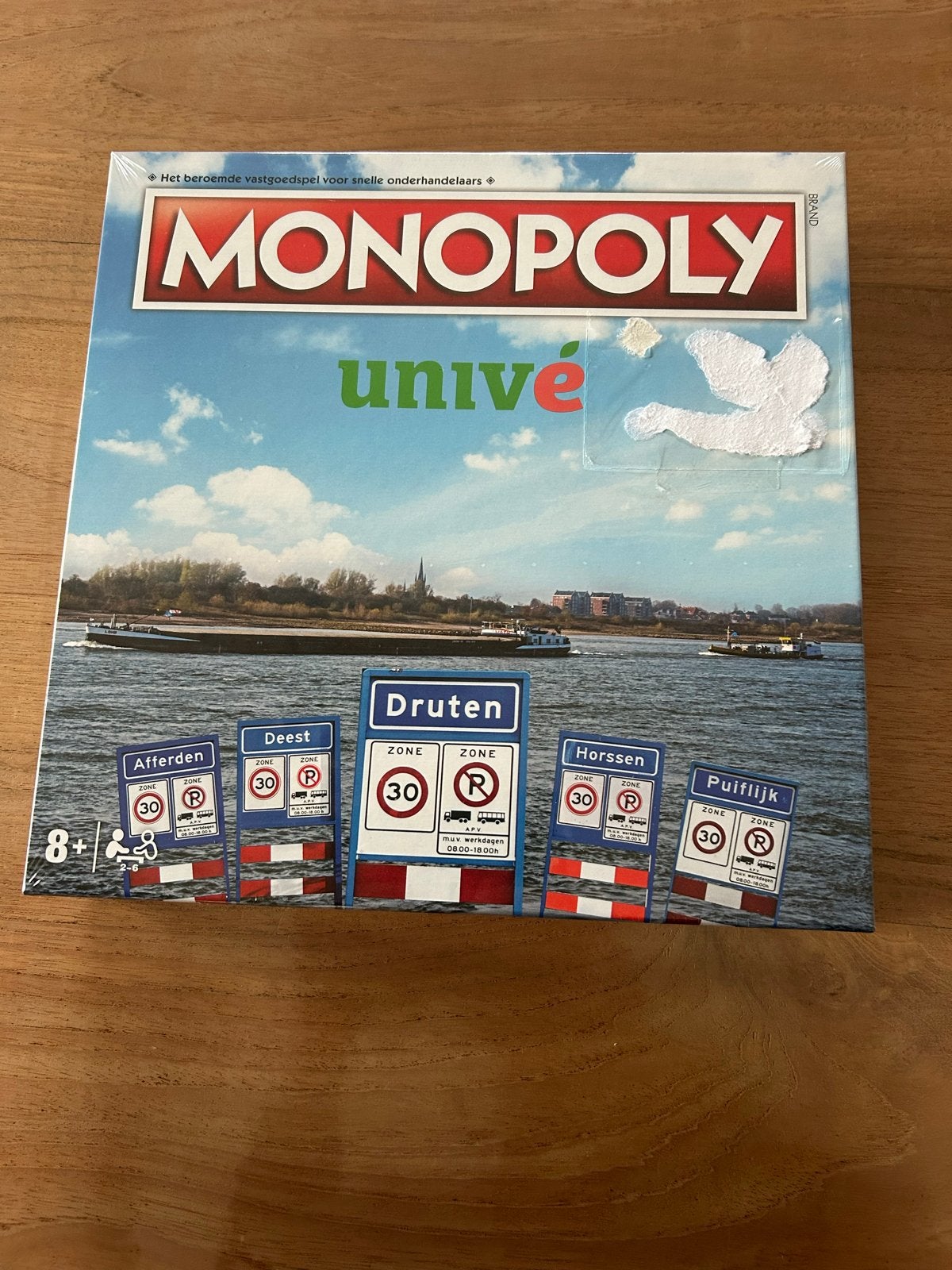 Monopoly Univé - Het beroemde vastgoedspel, Drie of vier spelers, Ophalen of Verzenden, Nieuw