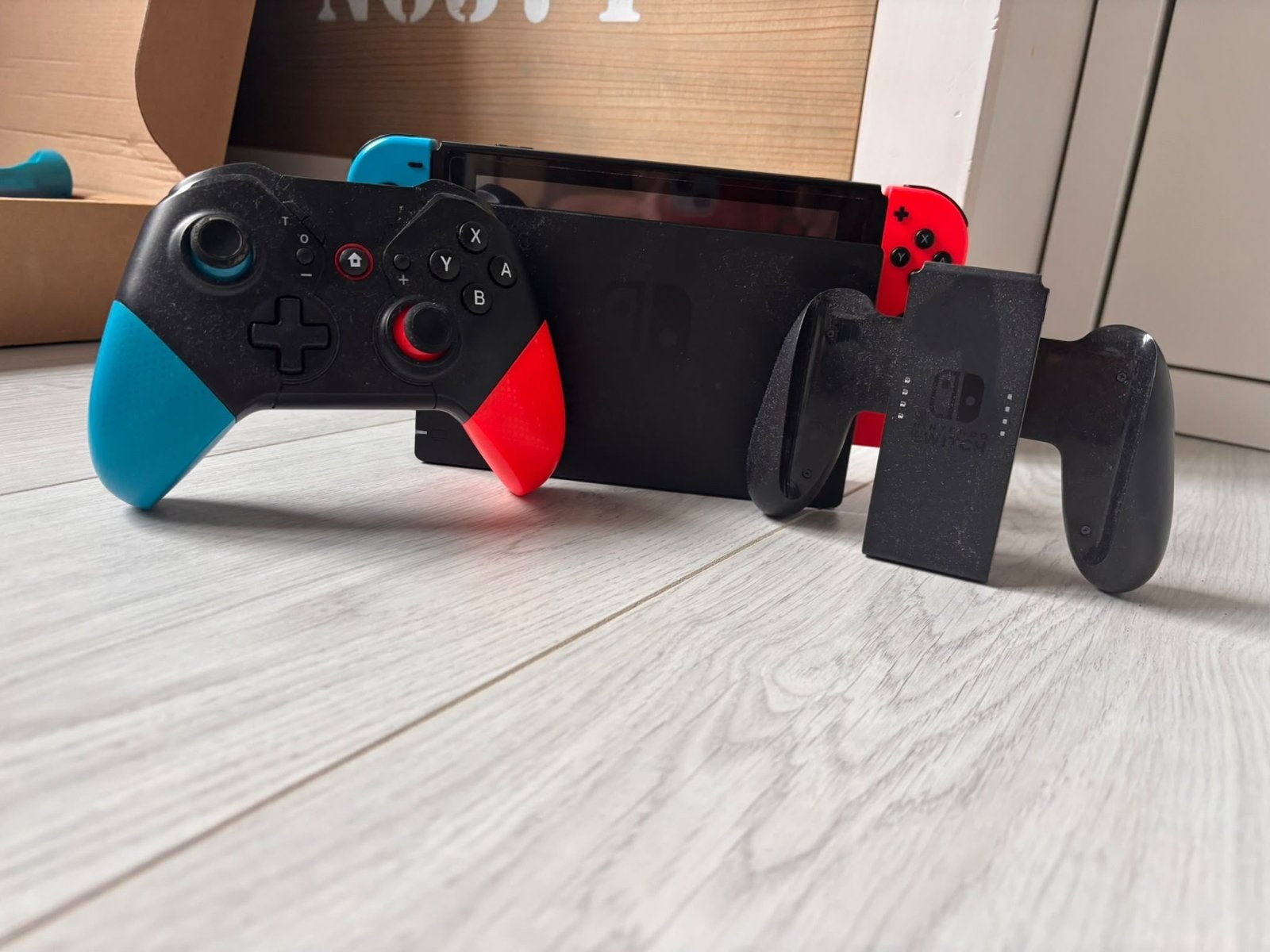Nintendo Switch met extra controller en accessoires, Ophalen, Gebruikt, Met 2 controllers, Switch Original