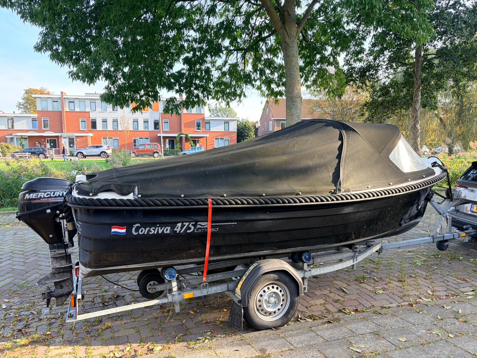 Mooie Corsiva 475 Limited Mercury 9.9 pk nieuwe kap, trailer, Watersport en Boten, Ophalen, Zo goed als nieuw, Buitenboordmotor