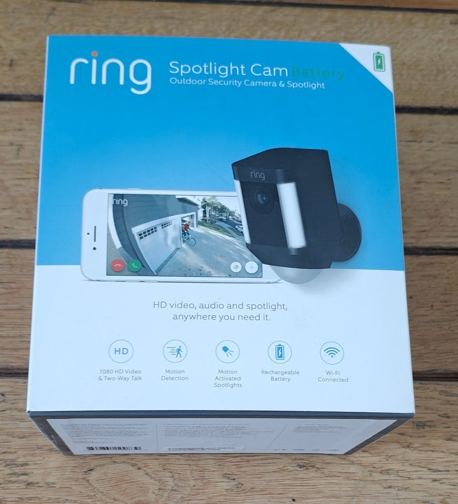 Ring Spotlight Cam Battery + Solar Panel (Zwart), Ophalen of Verzenden, Gebruikt, Buitencamera