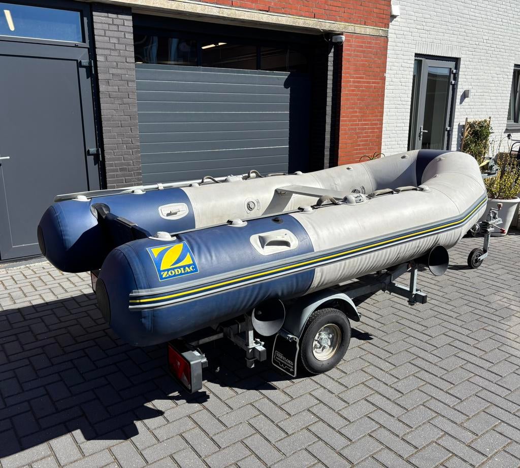 Zodiac 340S met Pega trailer, Ophalen, Gebruikt, Zodiac, Hout