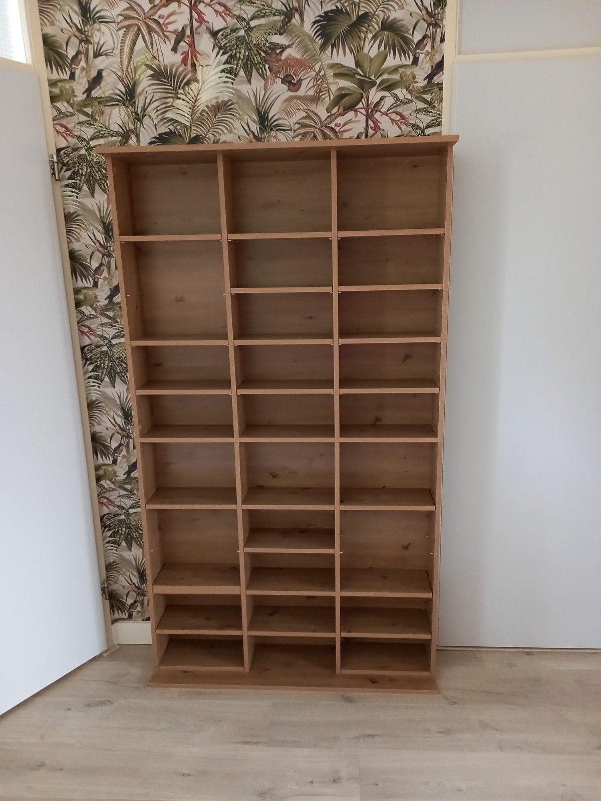 smalle kast, Ophalen, Zo goed als nieuw