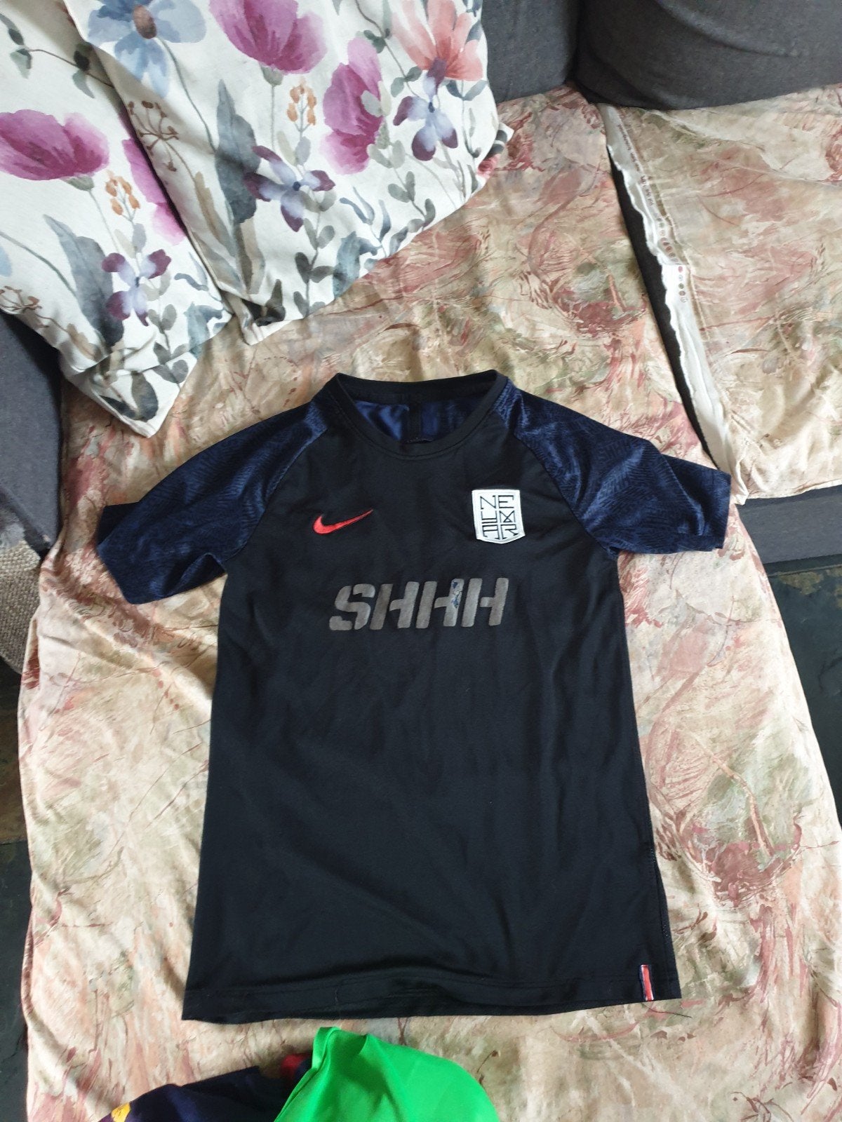 Neymar shirt 152, Kinderen en Baby's, Kinderkleding | Maat 152, Ophalen of Verzenden, Zo goed als nieuw, Meisje, Shirt of Longsleeve