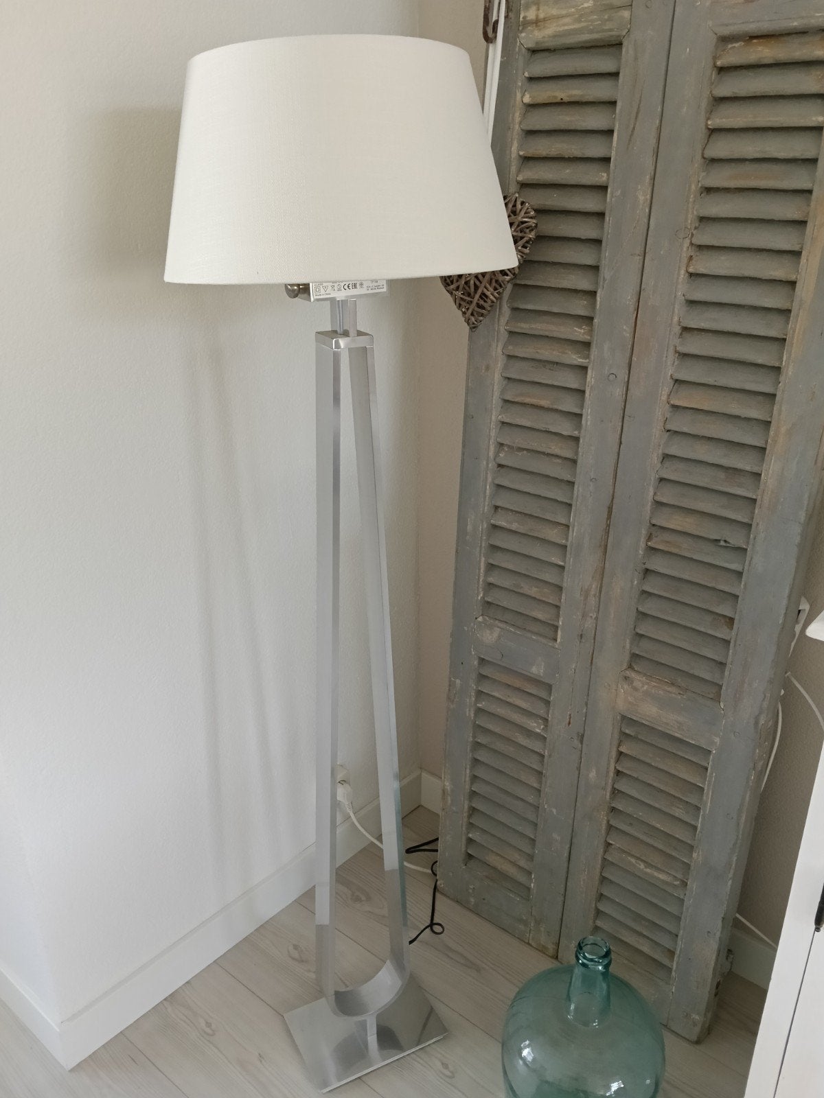 IKEA Vloerlamp met 2 kappen, Ophalen, E27 (groot), Modern, 150 tot 200 cm