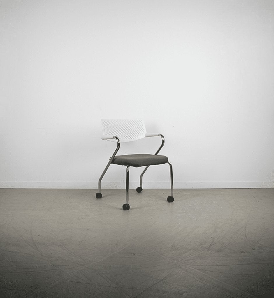 Vitra Visaroll Bureaustoel Grijs Stof/Wit Kunststof, Niet ingevuld, Zo goed als nieuw, Niet ingevuld, Niet ingevuld