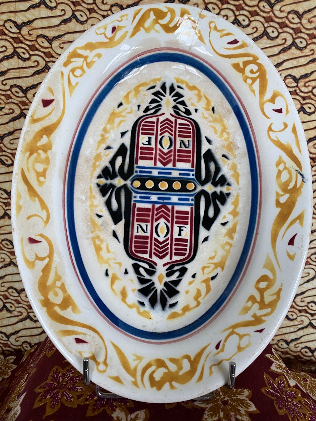 GEDENKBORD “NEDERLANDSE OLIEFABRIEKEN CALVÉ, DELFT”., Ophalen of Verzenden