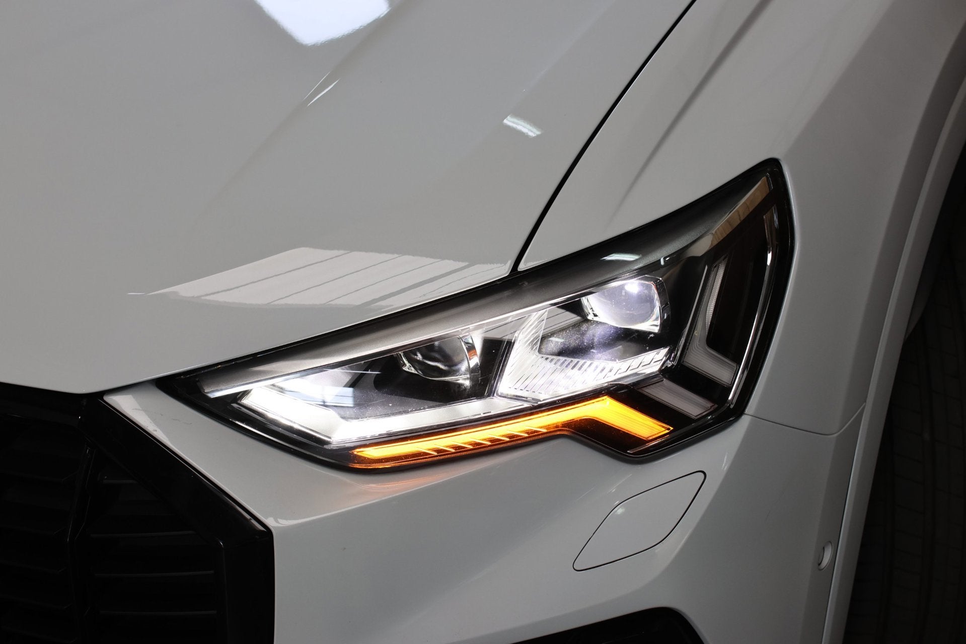 Foto 80 van Audi Q3 40 TFSI Quattro S-Line *Pano*360 Camera*Keyless*Trek