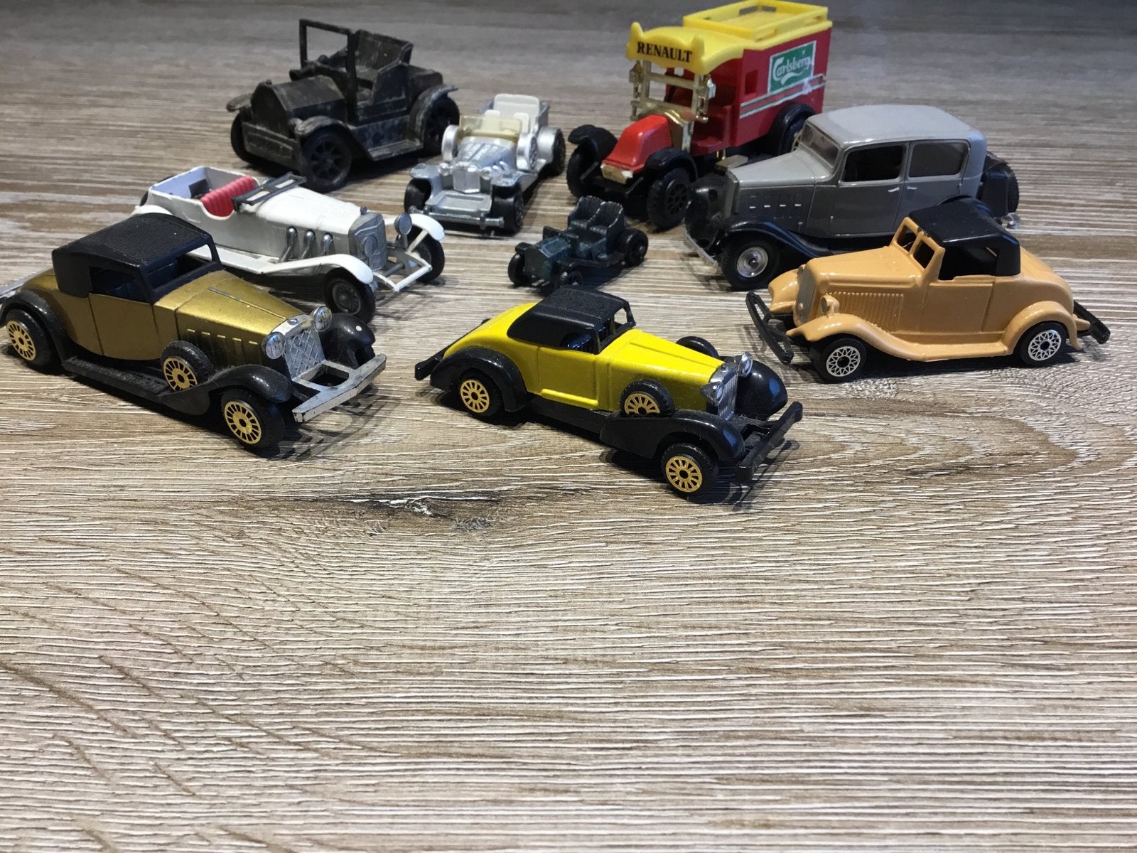 Verzameling van 9 oude speelgoedauto's, Ophalen of Verzenden, Gebruikt
