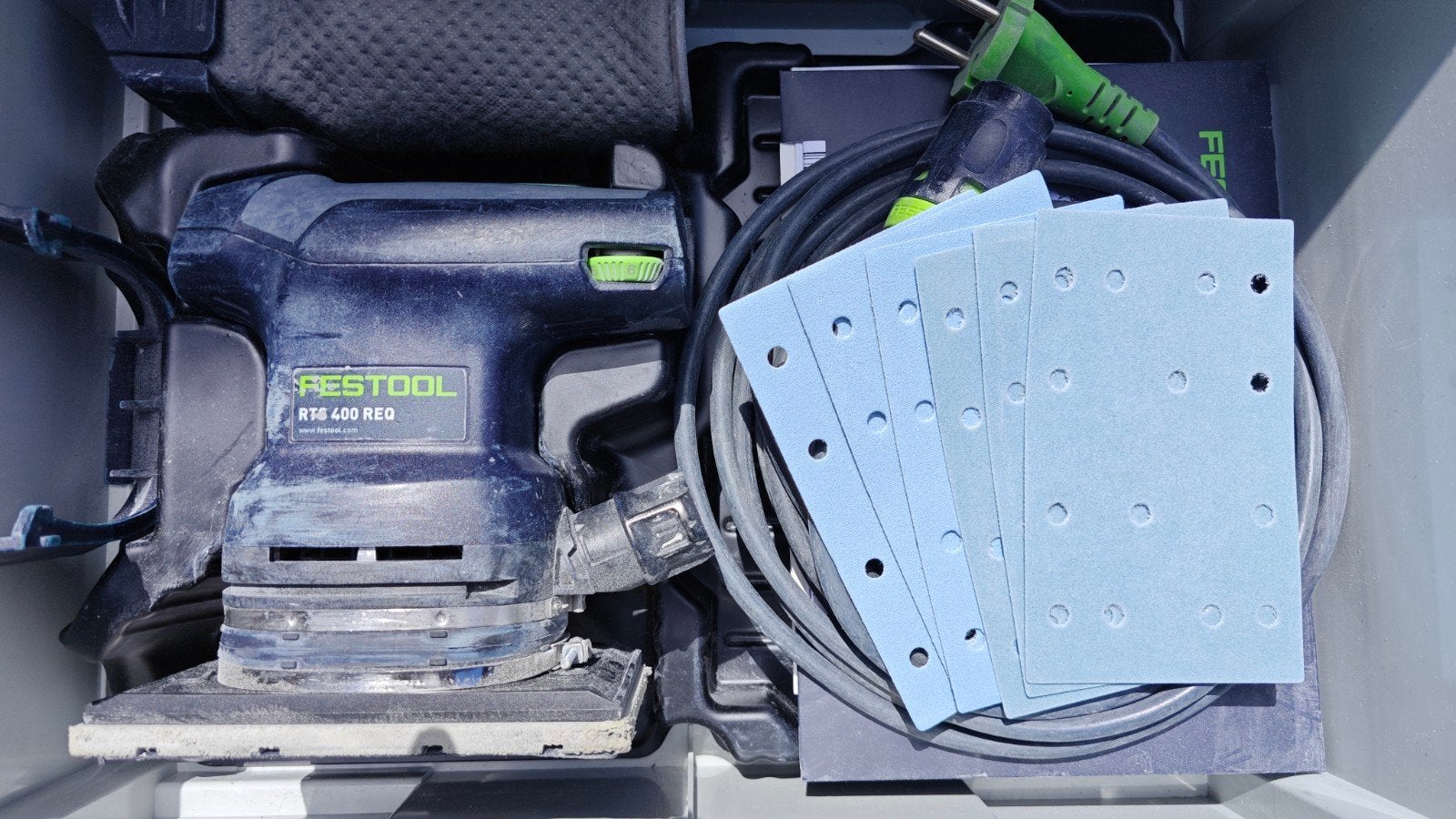 Festool RTS400 REQP, Doe-het-zelf en Verbouw, Gereedschap | Schuurmachines, Ophalen of Verzenden, Zo goed als nieuw, 1200 watt of meer