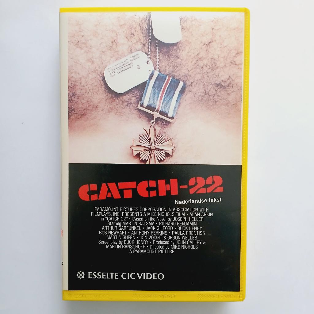 Catch 22 - NL ex rental vhs - Esselte CIC, Alle leeftijden, Verzenden, Gebruikt, Komedie