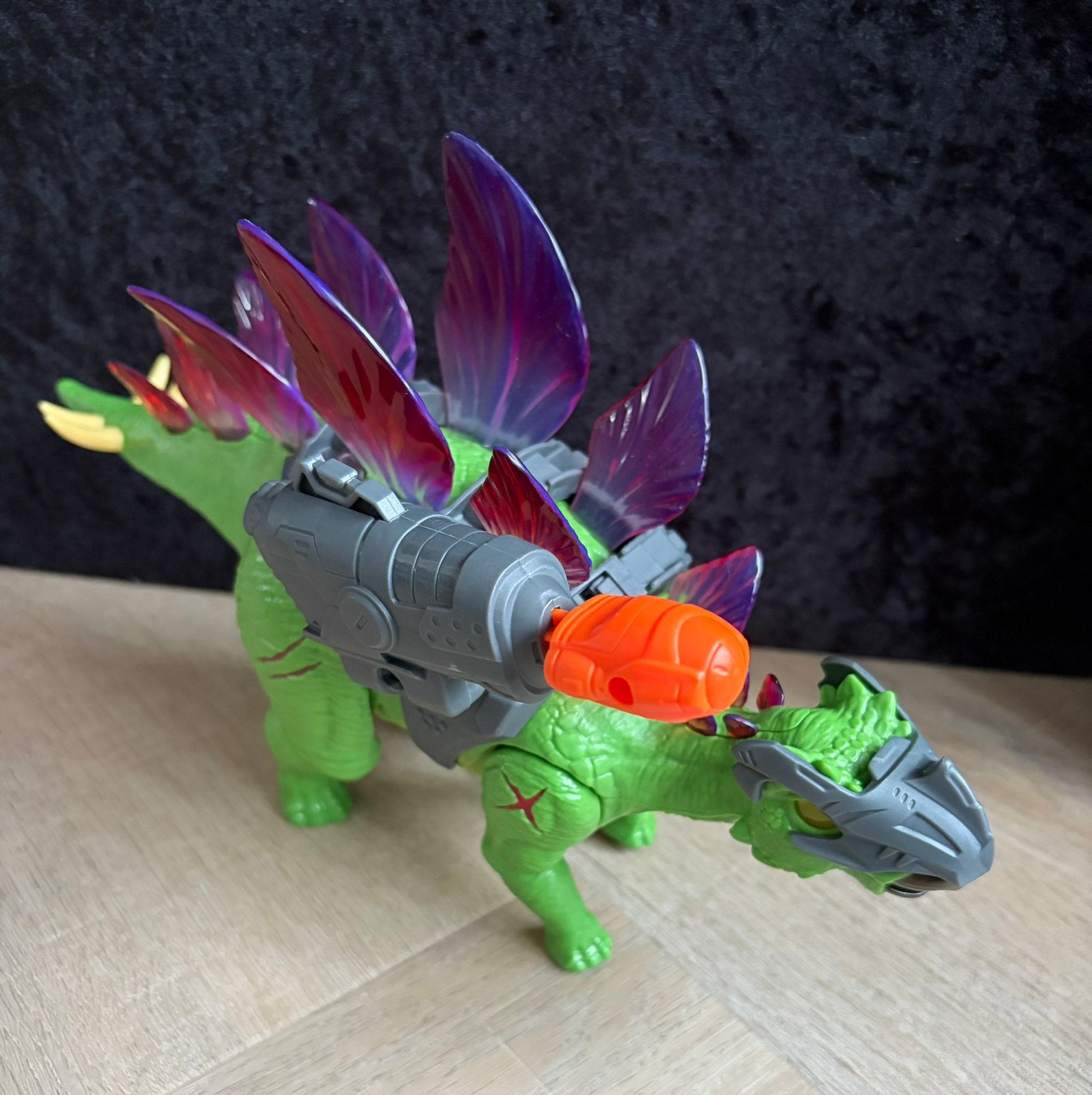 Dino Wars, Ophalen, Zo goed als nieuw