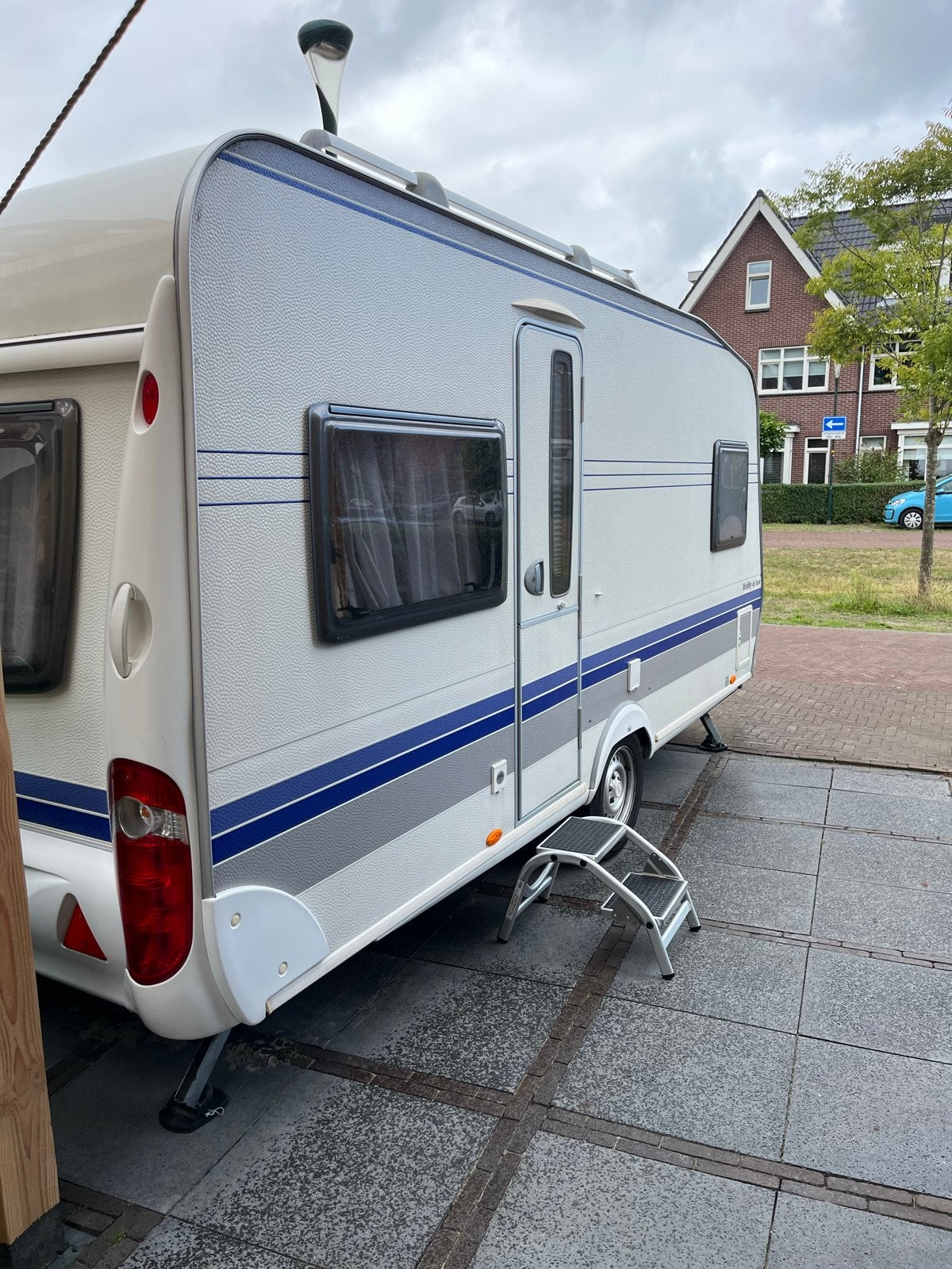 Hobby 460 UFe De Luxe Caravan met voortent en fietsenrek, Caravans en Kamperen, Rondzit, Hobby, Frans bed, Particulier