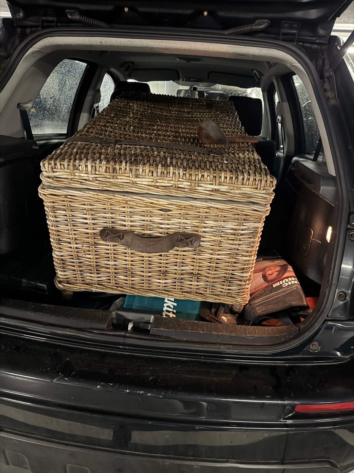 Grote rotan opbergkist / picknickmand met lederen details, 100 tot 150 cm, Ophalen of Verzenden, Zo goed als nieuw, 75 tot 100 cm