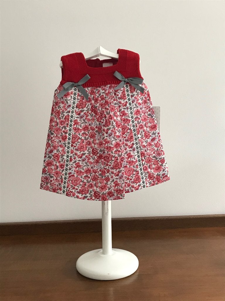 Mooi rood bloemenjurkje voor baby meisjes, Kinderen en Baby's, Meisje, Rochy, Jurkje of Rokje, Nieuw