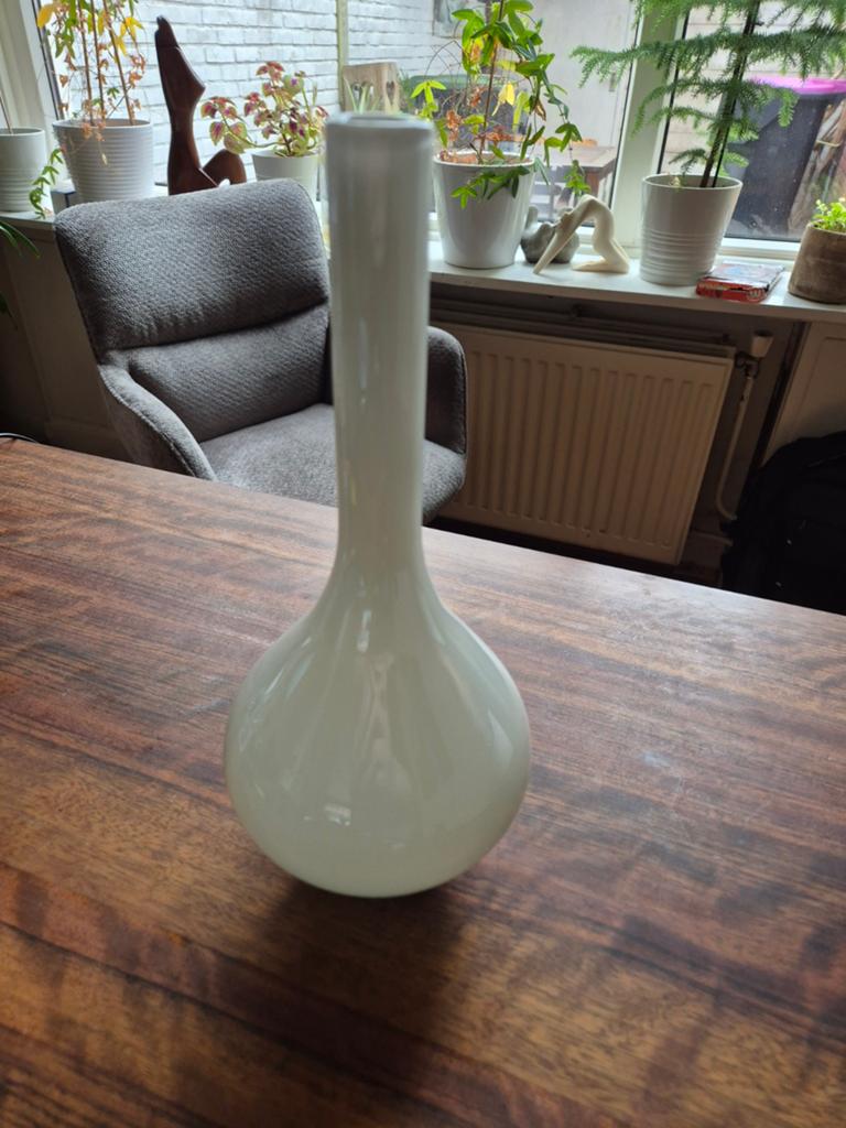 Vintage Witte Opaline Glas Vaas - Melkglas Retro Jaren 60/, Ophalen of Verzenden