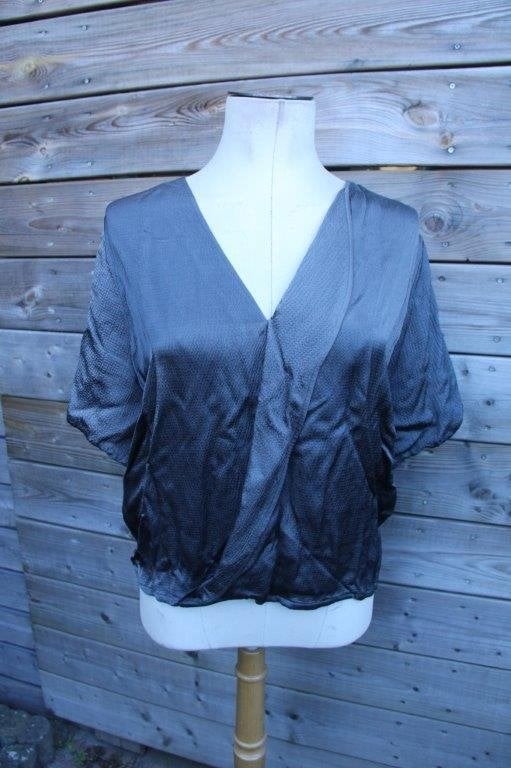 Overslagtuniek grijs Yaya mt 40 Vaste prijs, Kleding | Dames, Blouses en Tunieken, Maat 38/40 (M), Ophalen of Verzenden, Zo goed als nieuw