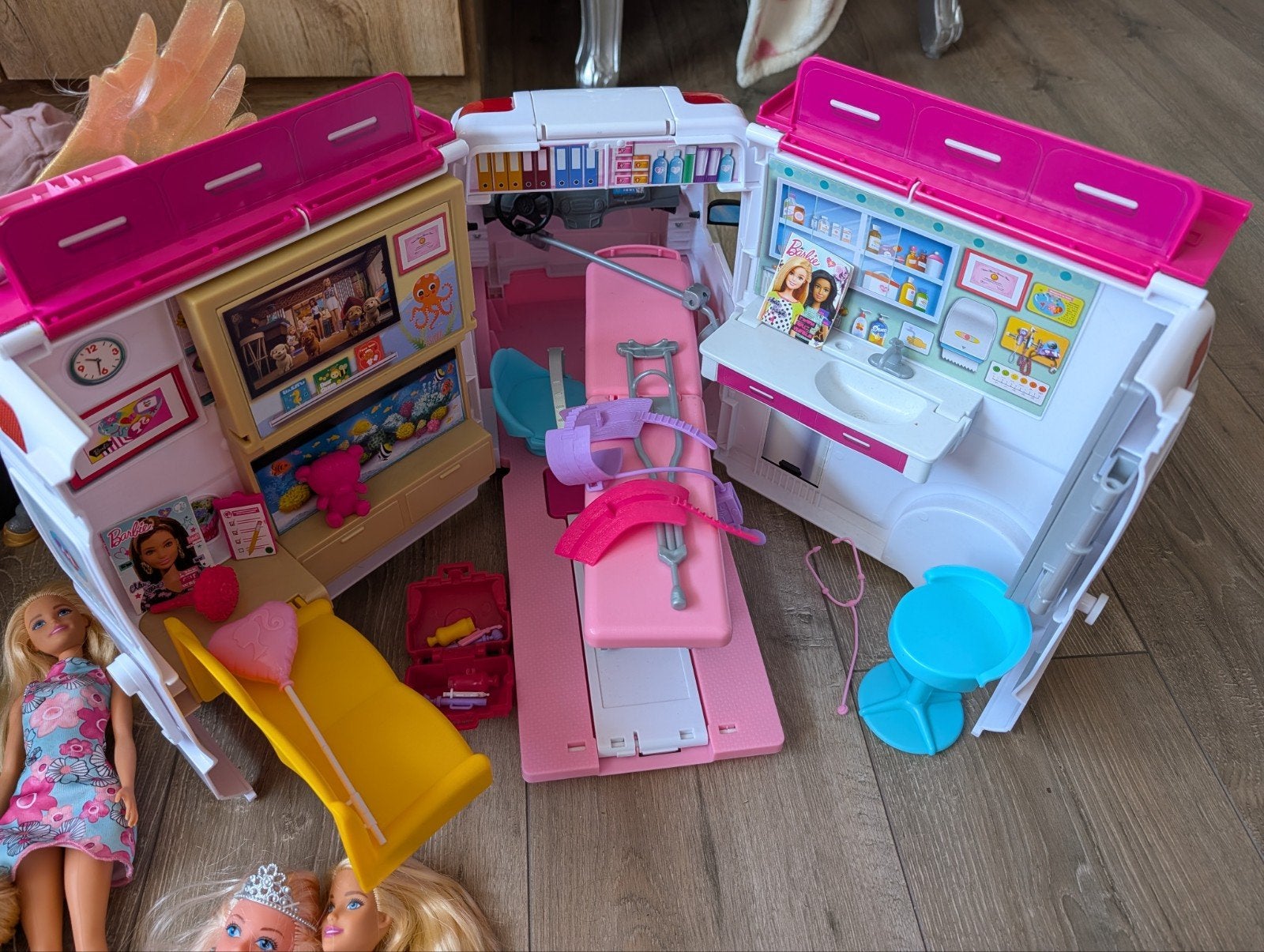 Barbie set