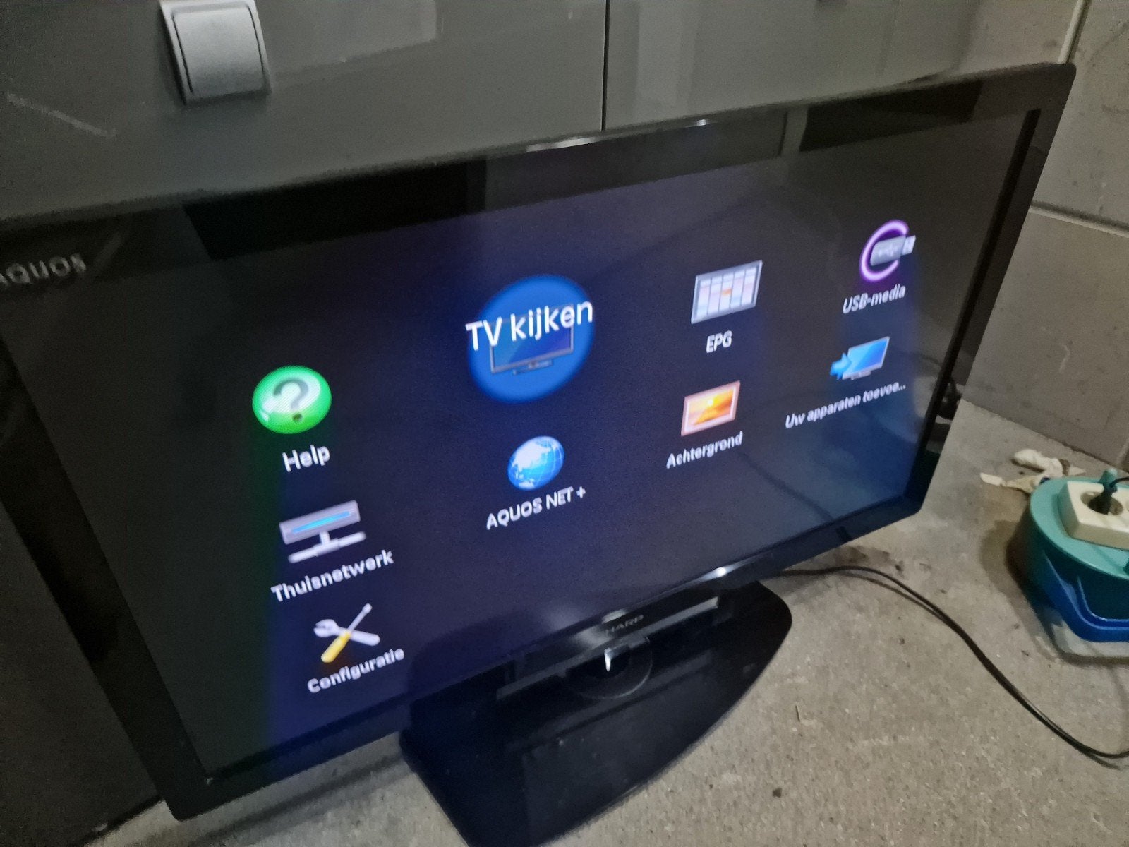 Tv Te koop., Ophalen, 50 Hz, Sharp