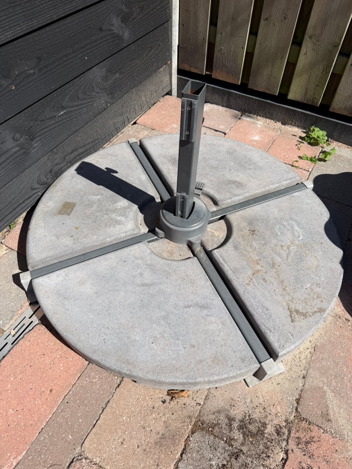 Parasolvoet zweefparasol incl. Tegels, Tuin en Terras, Parasols, Ophalen, Zweefparasol, 1 tot 2 meter, Verstelbaar