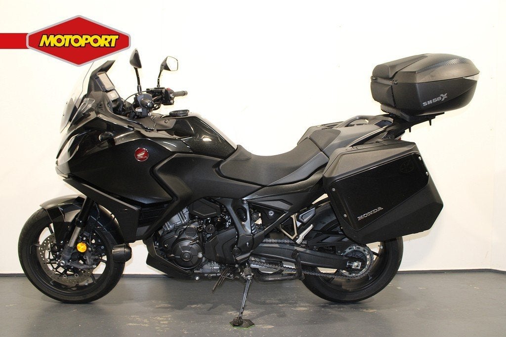 Honda NT 1100 DCT (bj 2024), Bedrijf, Mc.benelux@honda-eu.com, Toermotor, Doornveld 180
B-1731  Zellik, BE