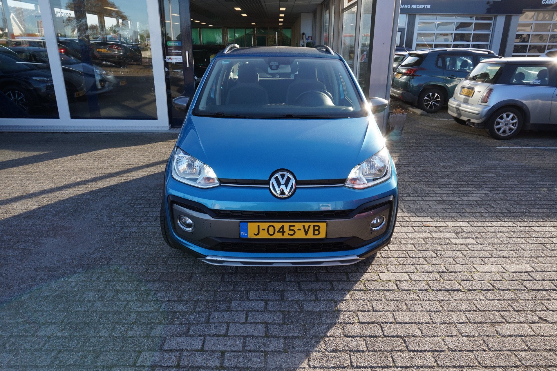 Volkswagen up! 1.0 BMT cross up! ,49dkm Automaat , cruise In, 12 maanden, Stof, Gebruikt, 23 km/l