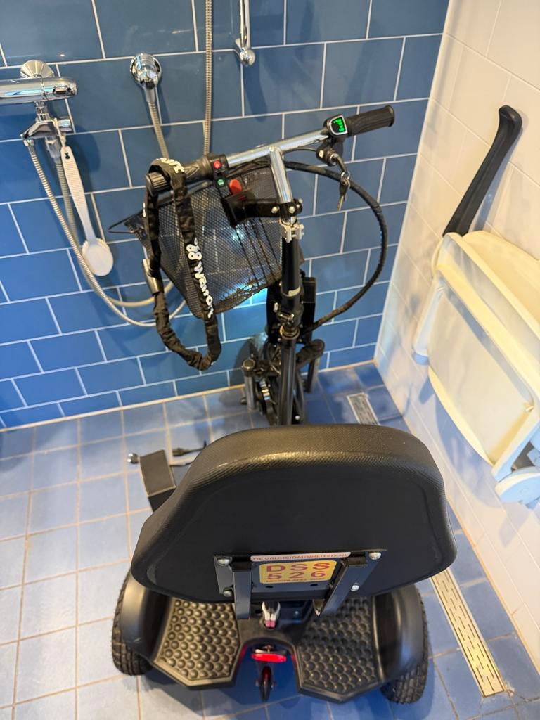 Briski scootmobiel, Diversen, Ophalen, 36 t/m 45 km, 16 km/u of meer