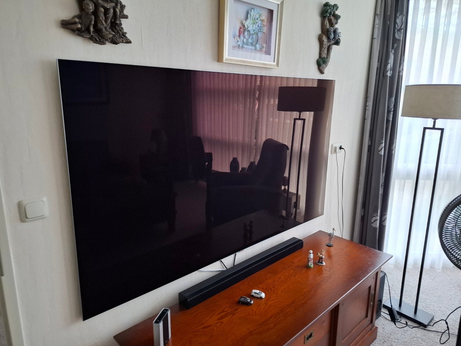 LG OLED evo 77G3 77 inch 4K Smart TV