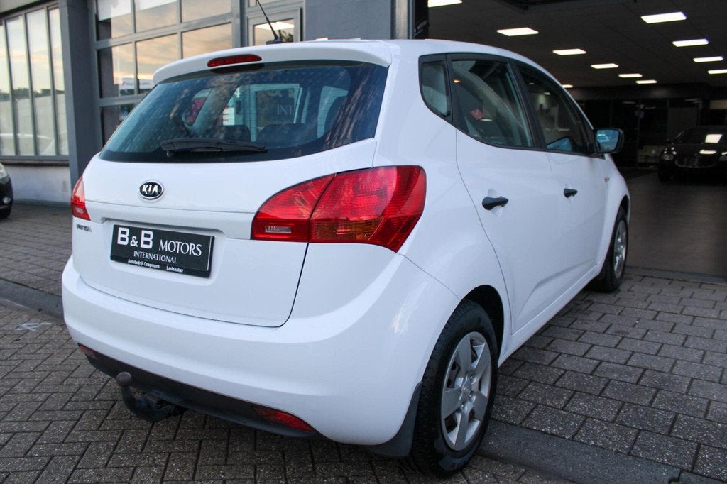 Kia Venga 1.4 CVVT X-tra|STOELVERWARMING|AIRCO|TREKHAAK, Auto's, Kia, Voorwielaandrijving, Euro 5, Gebruikt, 4 cilinders