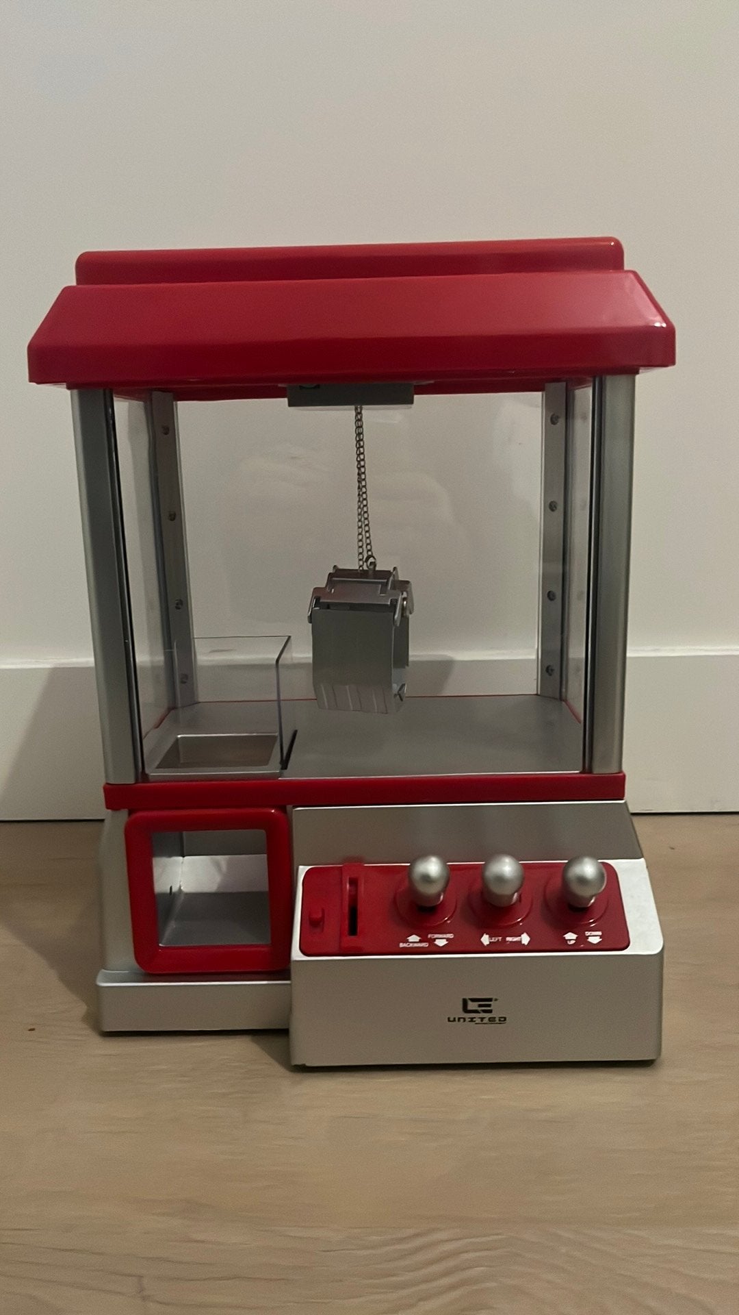Grijpmachine met oplader en munten zogoed als nieuw, Ophalen of Verzenden, Zo goed als nieuw
