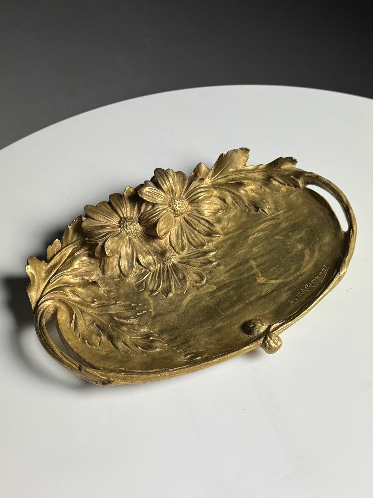 Brons schaaltje A. Marionnet, Ophalen