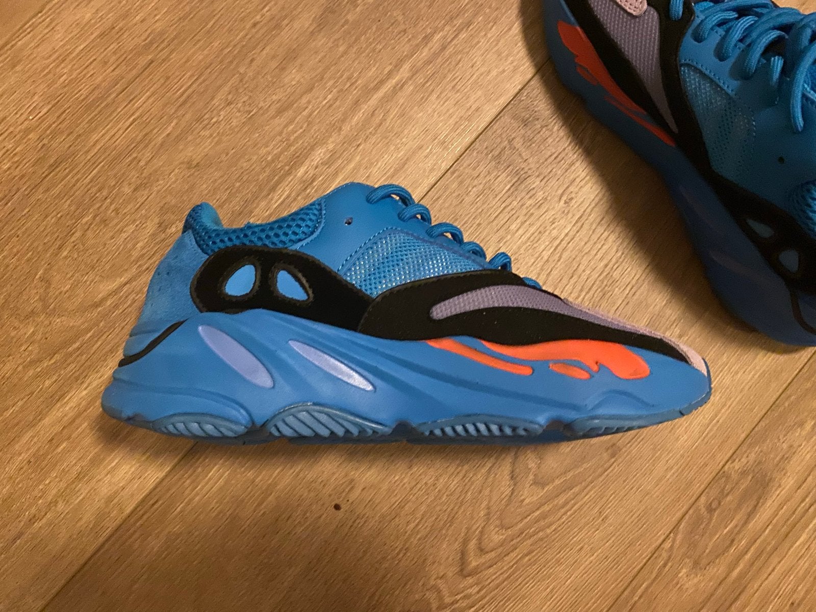 Adidas Yeezy Boost 700 Bright Blue Sneakers, Kleding | Heren, Ophalen, Zo goed als nieuw, Blauw, Sneakers of Gympen