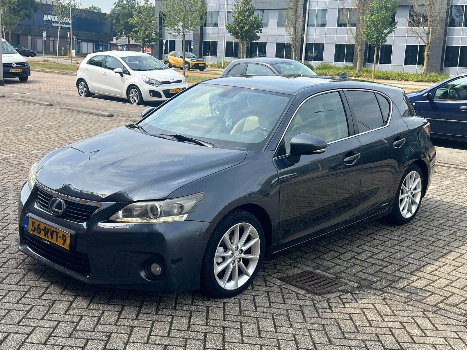 Lexus CT-H 200H Business 1.8 Hybrid 2011 Grijs, Auto's, Lexus, Origineel Nederlands, 24 km/l, CT-H, Te koop