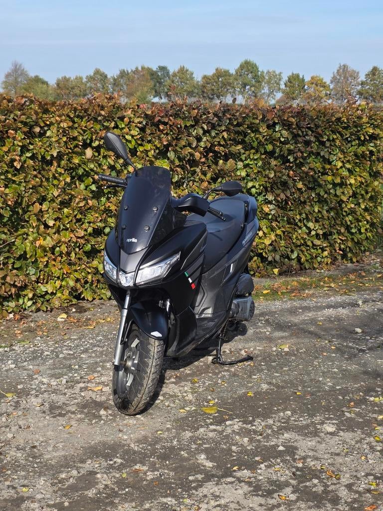 Aprillia SXR50, Fietsen en Brommers, Scooters | Aprilia, Ophalen, Gebruikt, Overige modellen, Maximaal 45 km/u