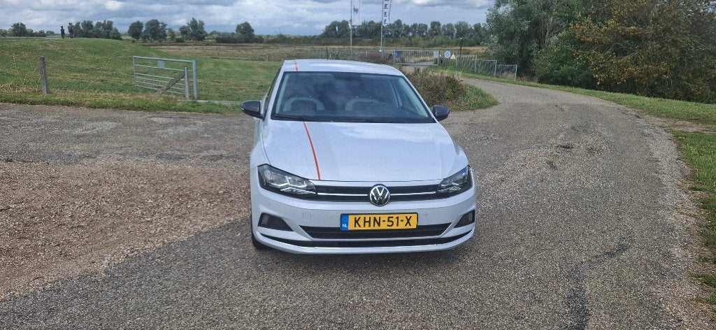 Volkswagen Polo Beats by dr dre 1.0 TSI 95pk 2017, Voorwielaandrijving, Overige kleuren, Handgeschakeld, 570 kg